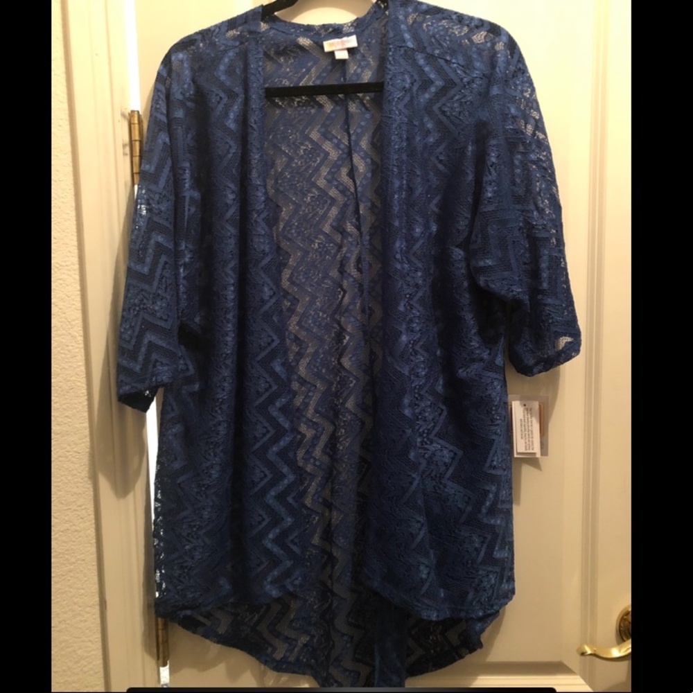 Lularoe laced “Lindsay”